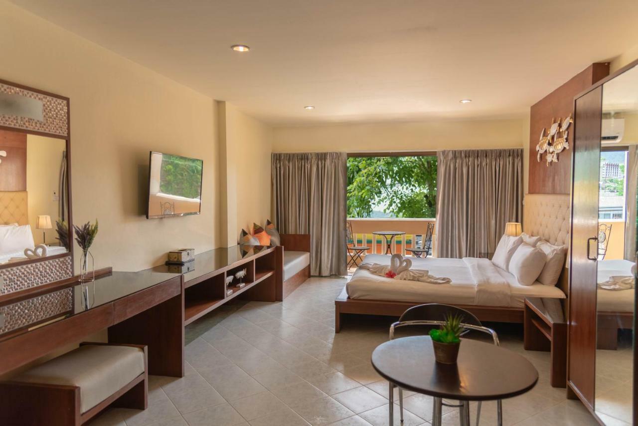 Park 38 Hotel - Sha Plus Phuket Exterior foto